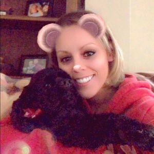 Meet your Posher, Elizabeth